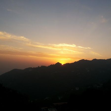Valley View Hotel Mussoorie Eksteriør billede
