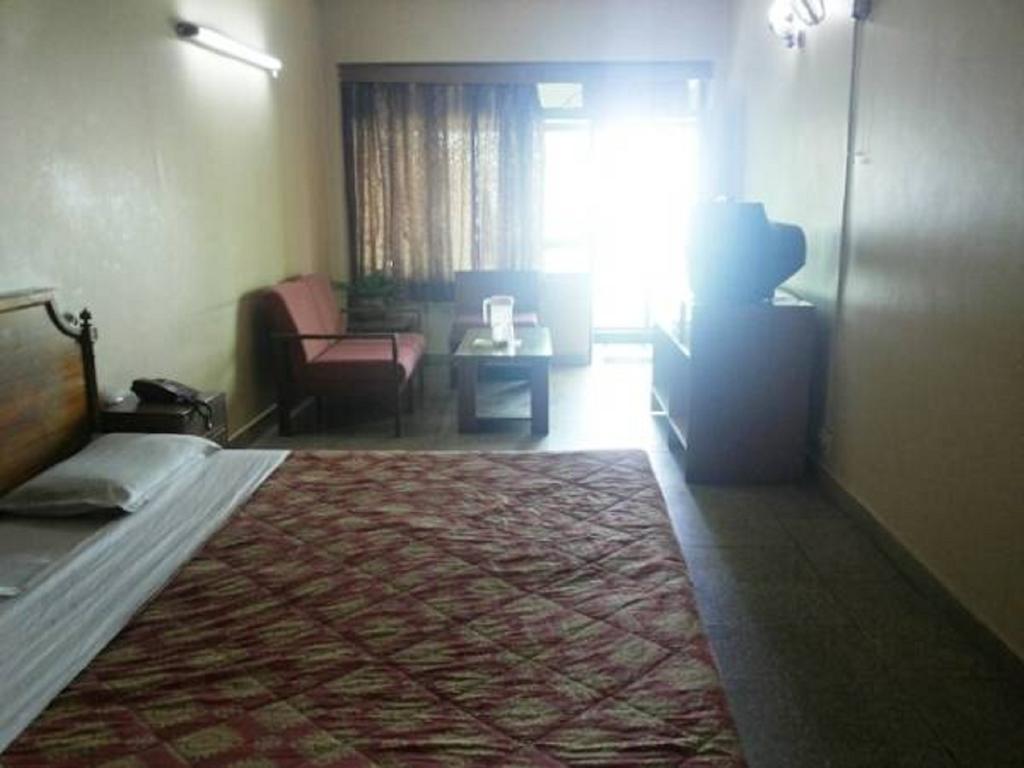 Valley View Hotel Mussoorie Eksteriør billede