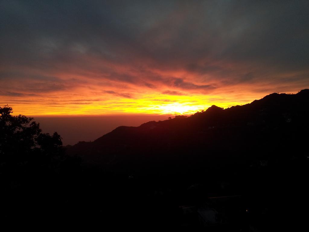 Valley View Hotel Mussoorie Værelse billede